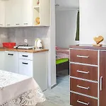 Pet Friendly In With Wifi Dominikowo